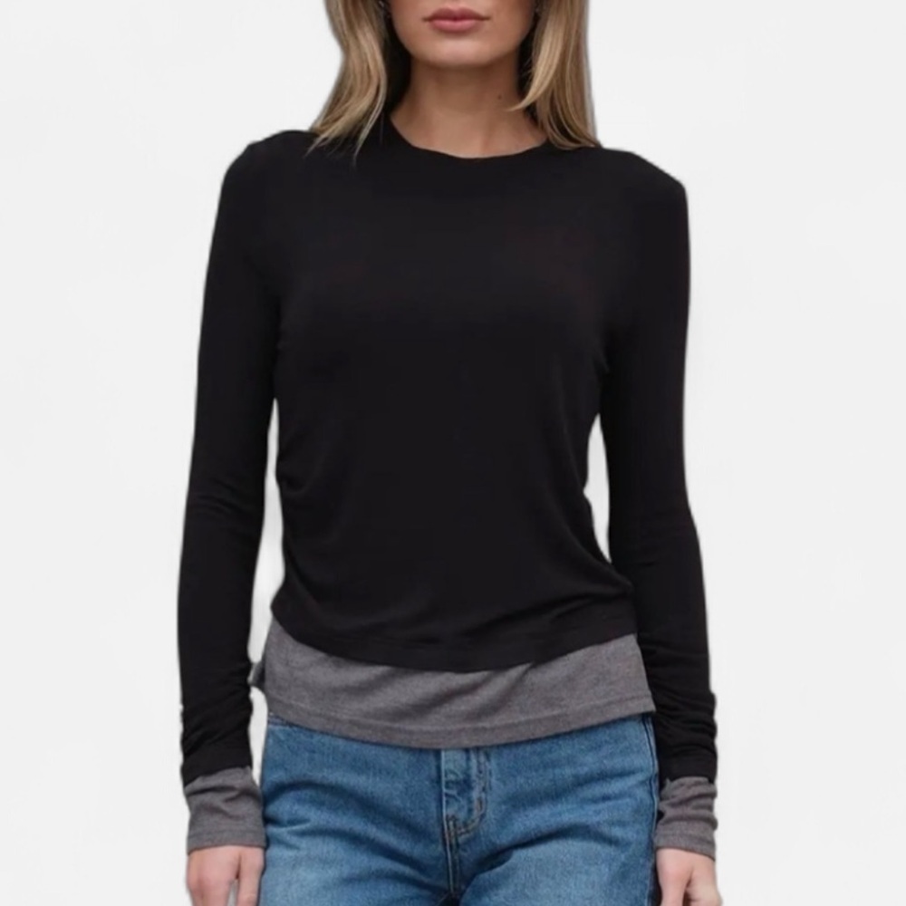 Raisonnel Black Long Sleeve Layered Top w/ Side Ruching
Size S New